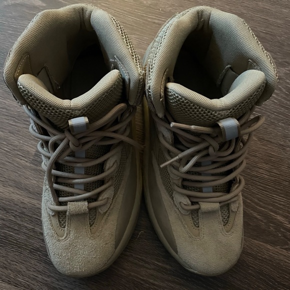Mens Adidas Yeezy Desert Boot Rock main image 6